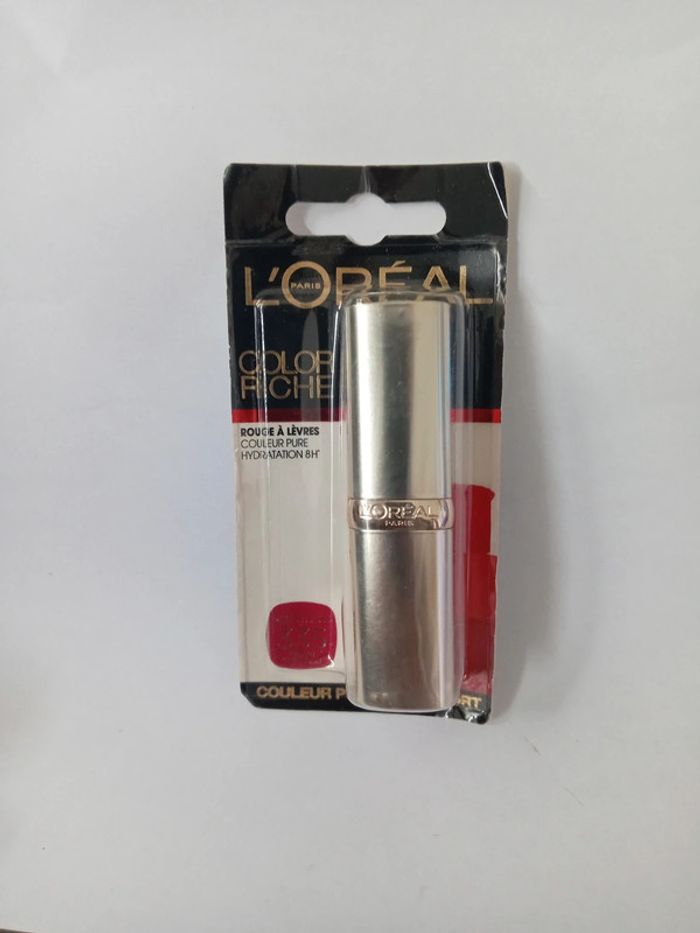 Rouge à lèvres 335