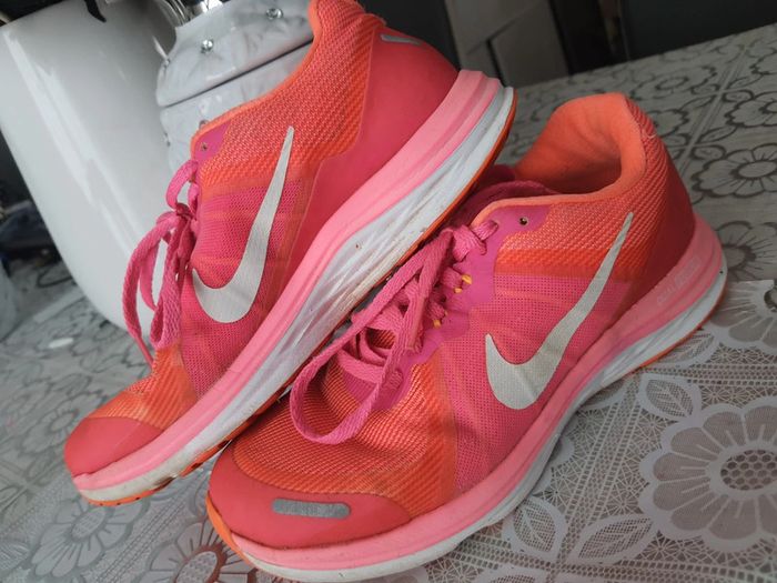 Basket Nike pointure 36 - photo numéro 4