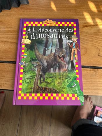 Livre à la découverte des dinosaures