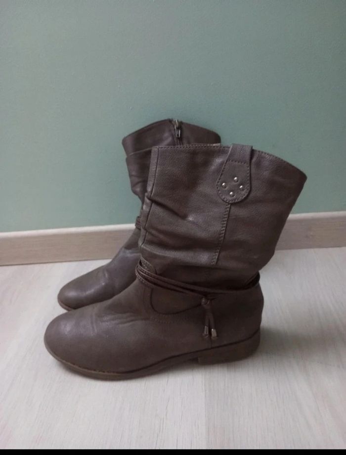 Bottes taille 36 - photo numéro 2