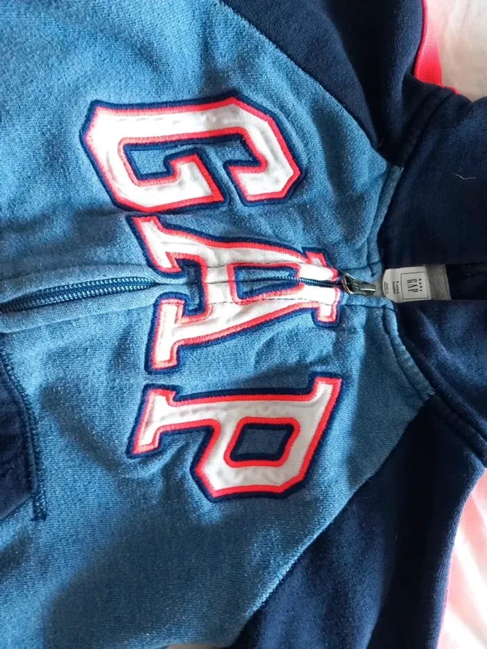 Veste Baby GAP - photo numéro 3