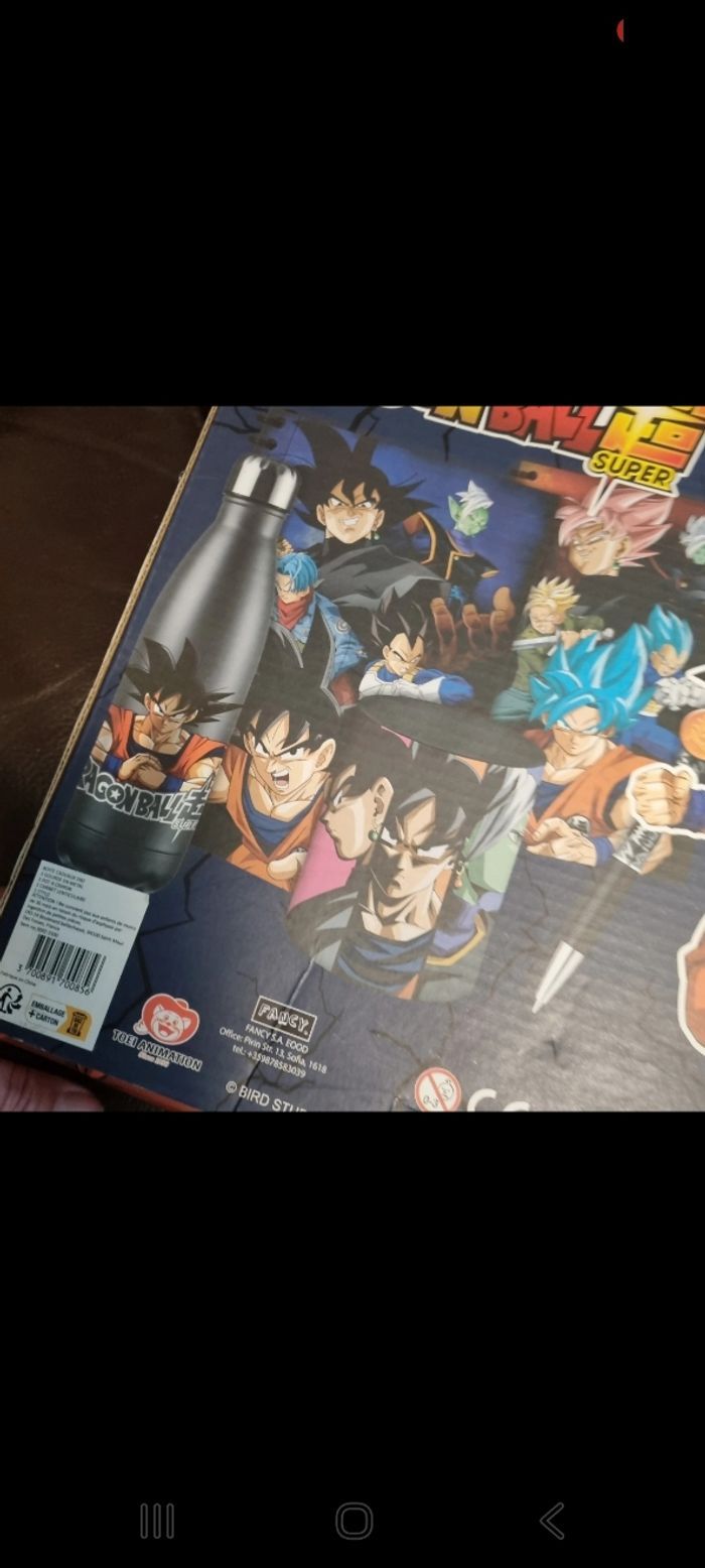 lot DRAGON BALL Z  - Gourde - Stylo - Cahier - Pot à crayons 🎁 Neuf 🎁 - photo numéro 4