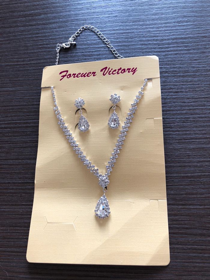 Parure de bijoux - photo numéro 4