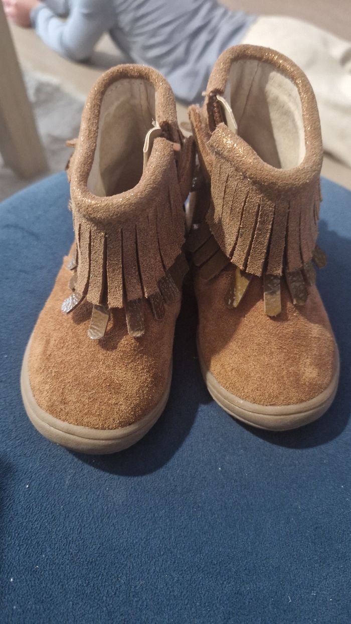 Lot de chaussures bébé - photo numéro 2