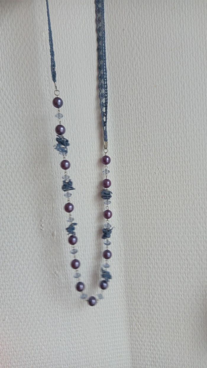 Long Collier bleu