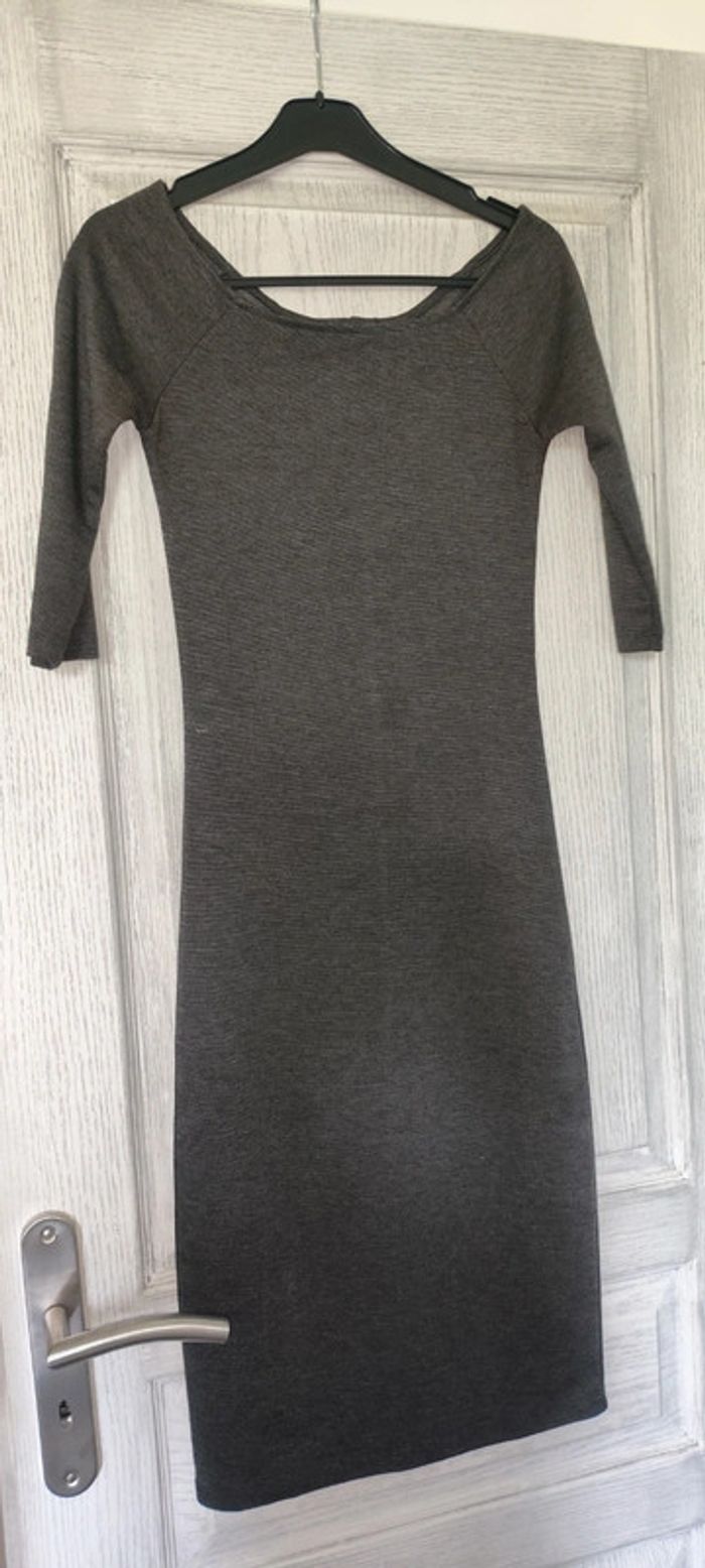 robe grise