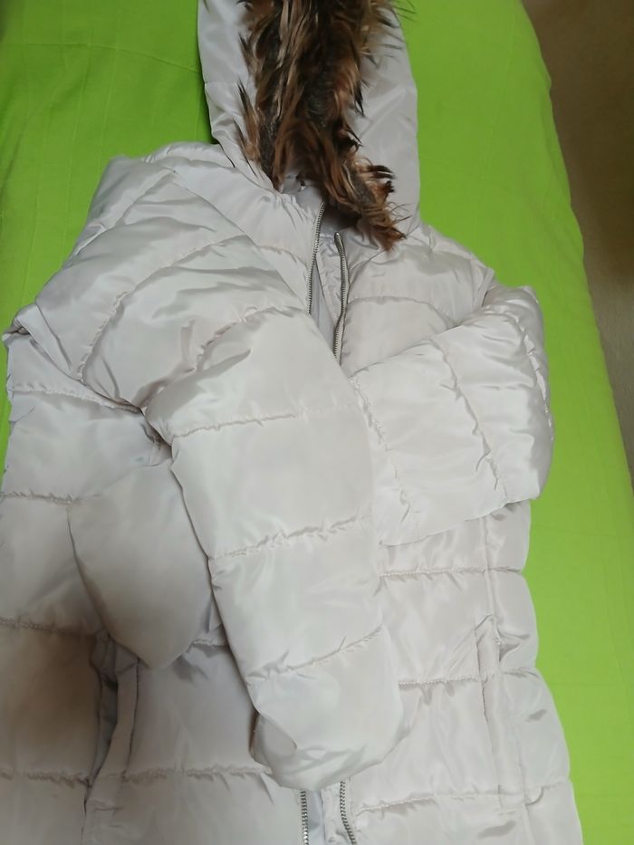 Doudoune beige clair capuche taille M