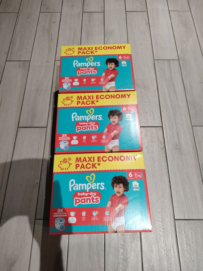 232 pants Pampers baby dry taille 6