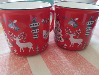 2 tasses rouge deco noel