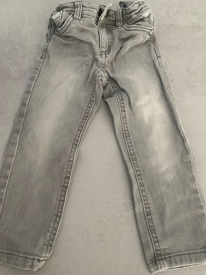 Jean tape à l’œil