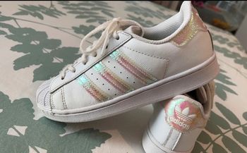 Tennis adidas superstar fille 33