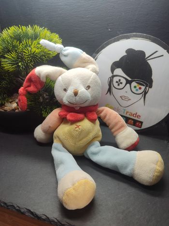 Doudou peluche lapin baby Nat' ancien blanc jaune orange bleu grelot