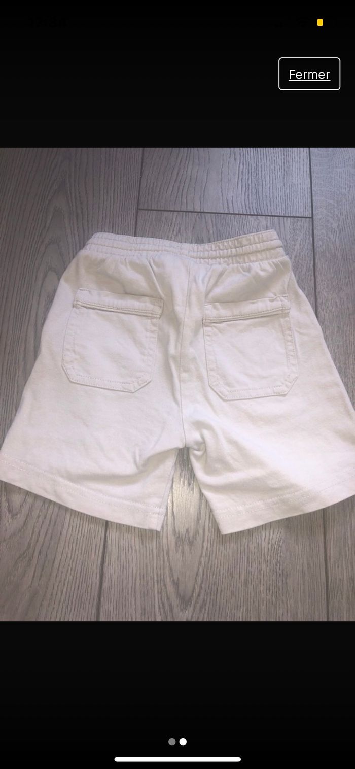 Short beige 2 ans - photo numéro 2