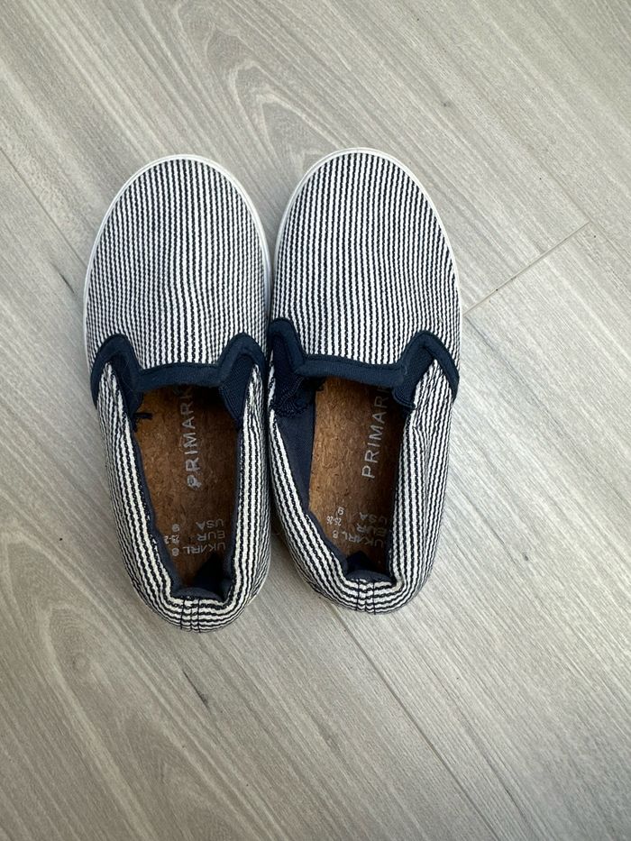 Chaussures garçon Primark taille 25-26 neuves - photo numéro 4