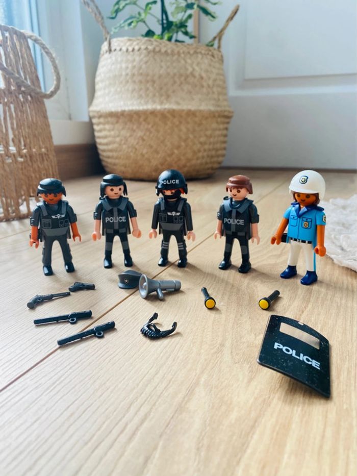 Lot playmobil Policier