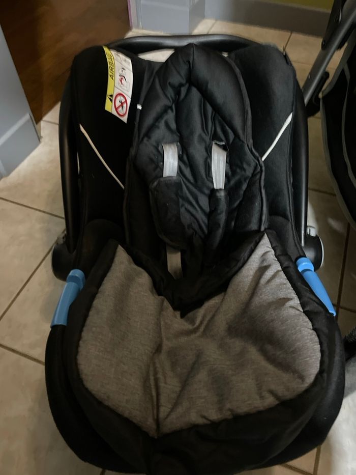 Poussette trottine - photo numéro 2