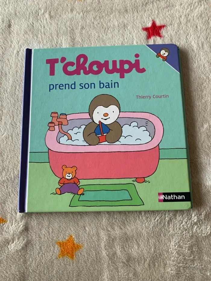T’choupi prend son bain Livre En Très bon état