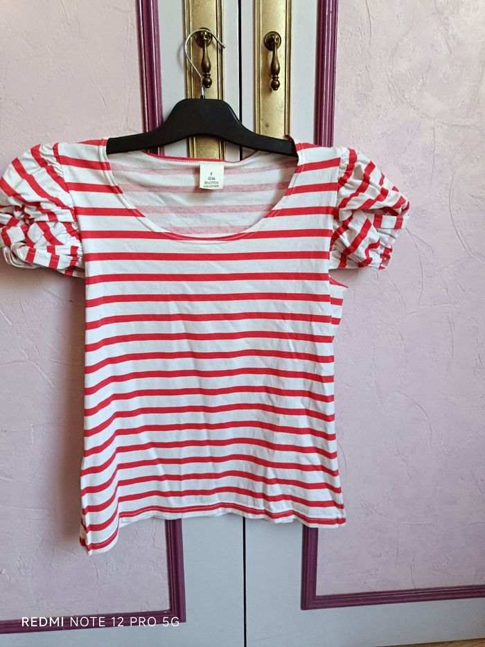 Tee-shirt rayé rouge- blanc T.42/44