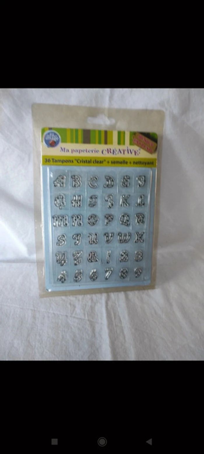Tampons alphabet et chiffres cristal clear