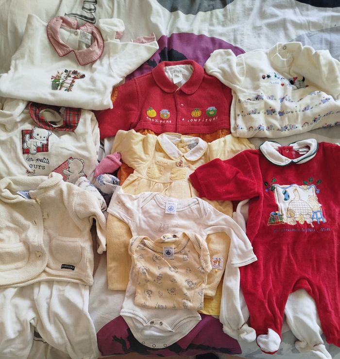 Lot vêtements bébé naissance 3 mois