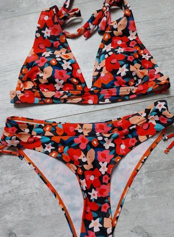 Maillot de bain 2 pièces fleuris