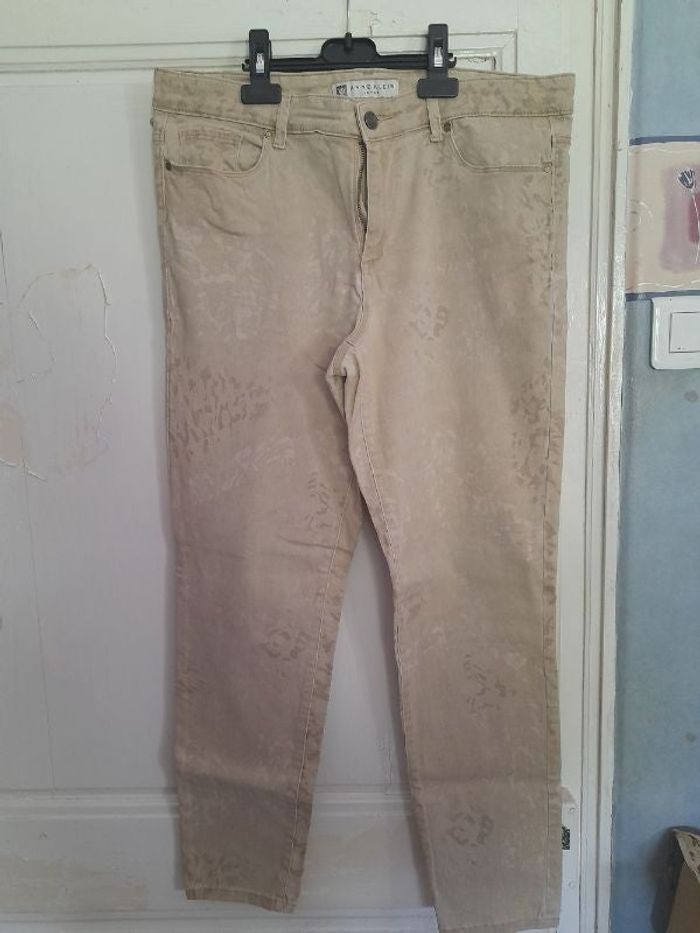 Pantalon skinny de style jeans beige à imprimé militaire, marque Anne Klein, taille 44