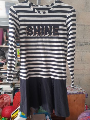 Très jolie robe mayoral pour fille en 8ans
