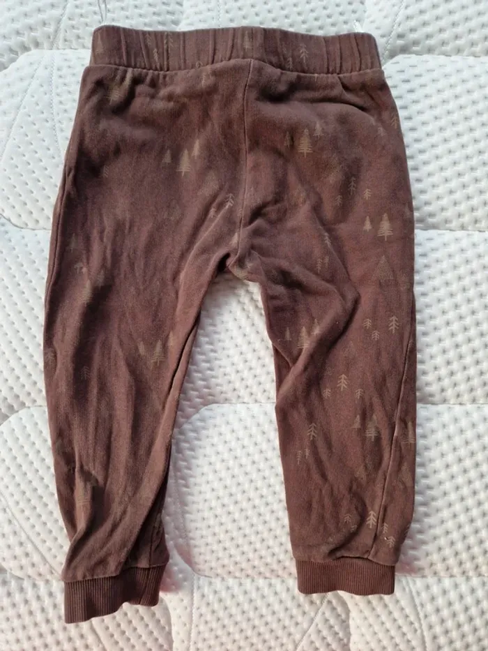 Pantalon garçon C&A brun sapin 98 cm