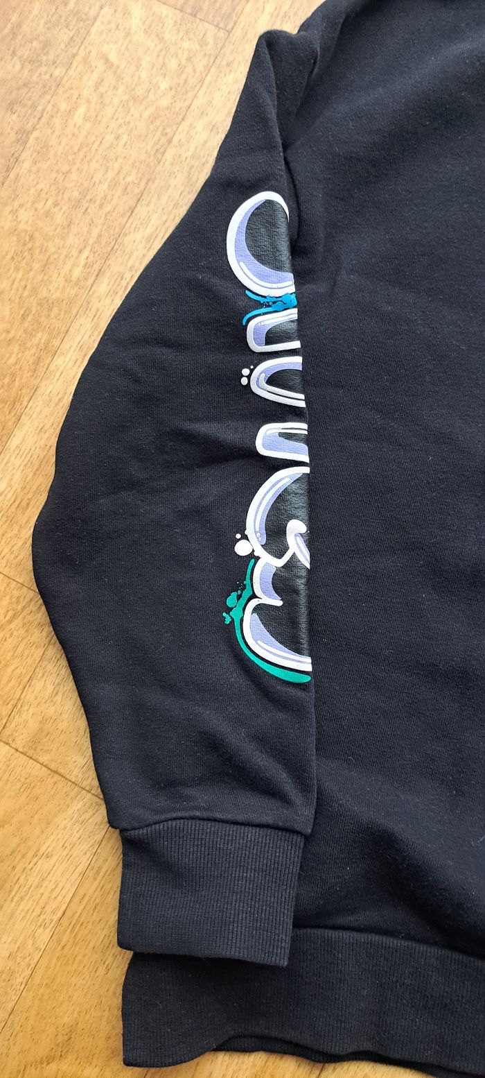 Pull fille stitch 9/10 ans - photo numéro 3