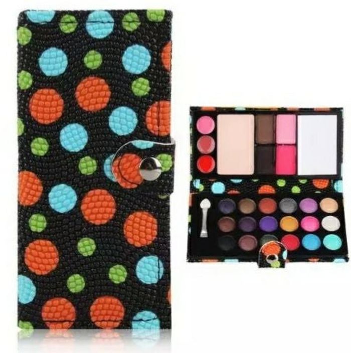 Palette tout en un noire