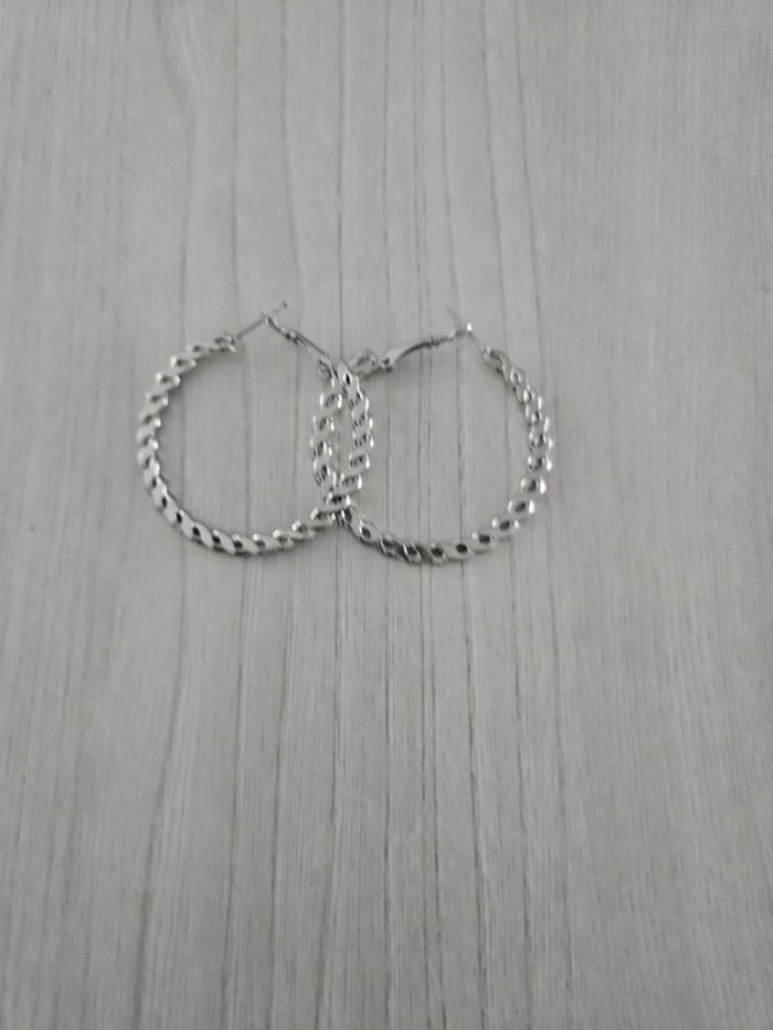 Boucle d'oreille anneaux moyen