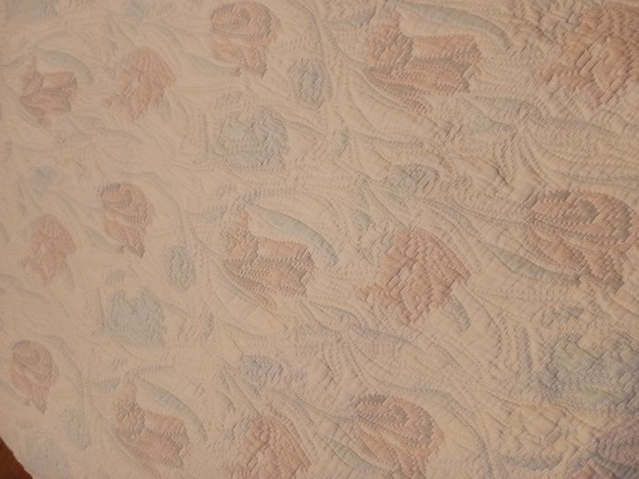 Dessus de lit ou de canapé ou autre 160 X 220 cm matelassé imprimé pastel - photo numéro 2
