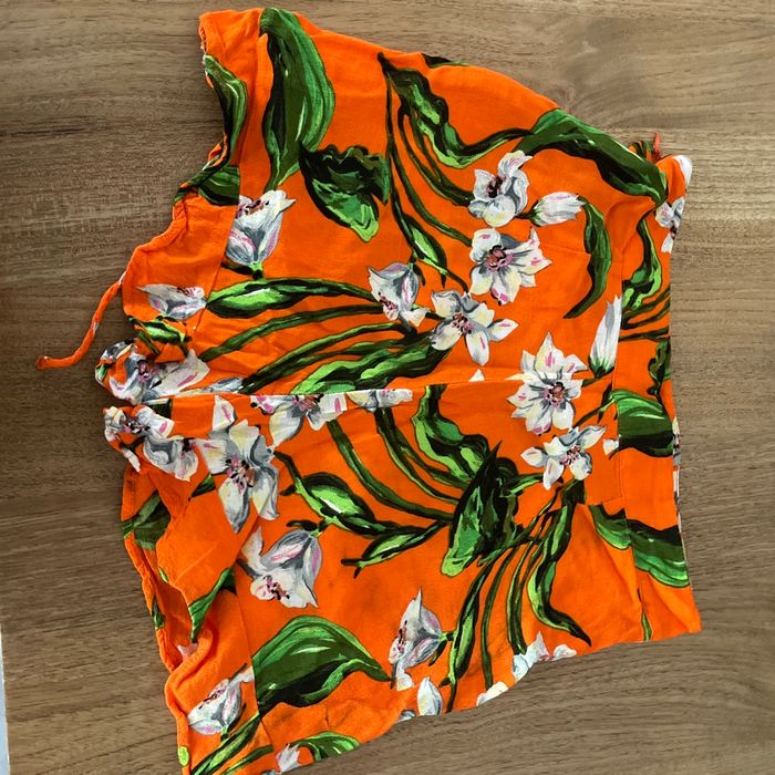 jupe short orange à fleurs - photo numéro 2