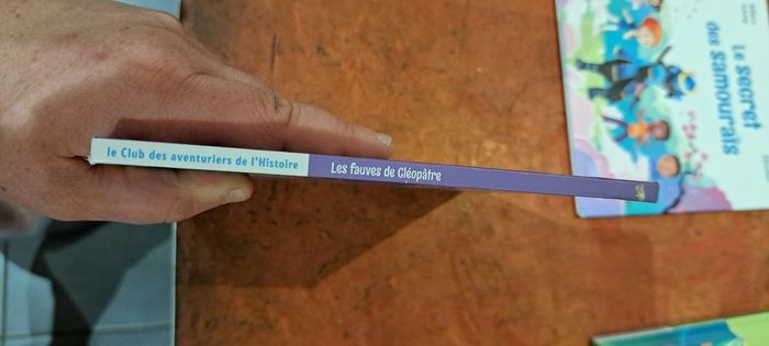 Livre les fauves de cleopatre - photo numéro 2