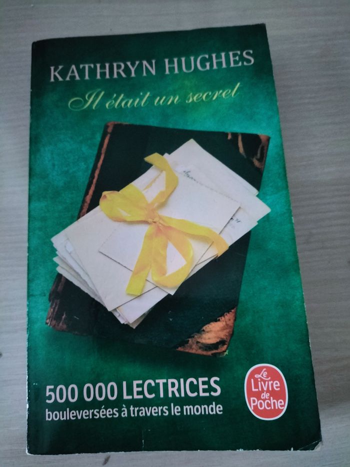 Livre : il était un secret - Kathryn Hughes - photo numéro 1