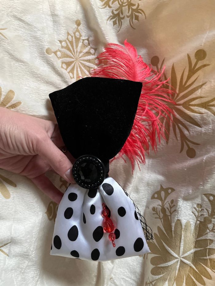Pince/barrette pour cheveux Cruella Disneyland Paris - photo numéro 2