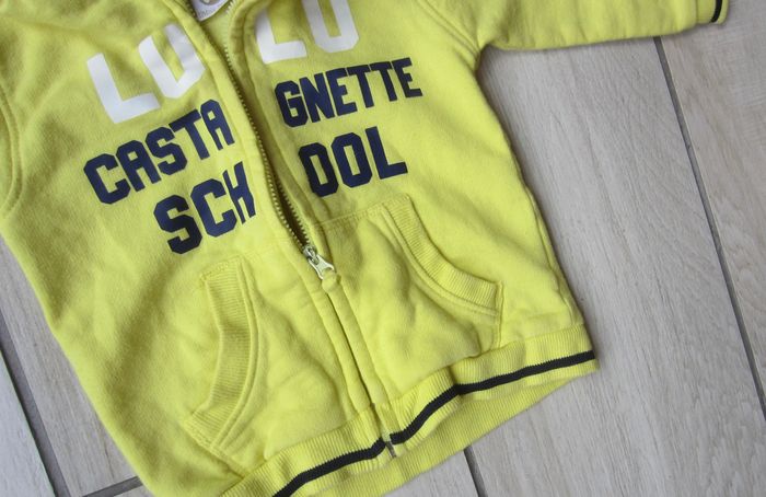 Veste zippéé a capuche - photo numéro 2