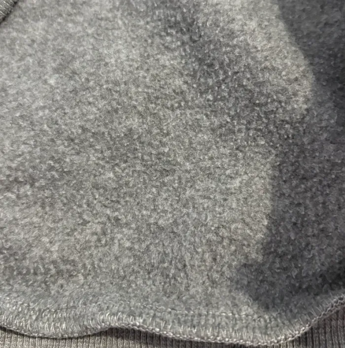 Pull gris à dentelle - photo numéro 9