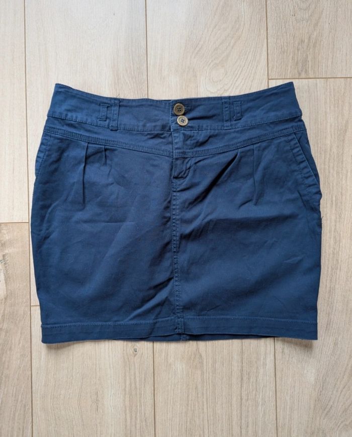 Lot de jupes femme taille 36 – Cache Cache, Hollister, une neuve avec étiquette - photo numéro 5