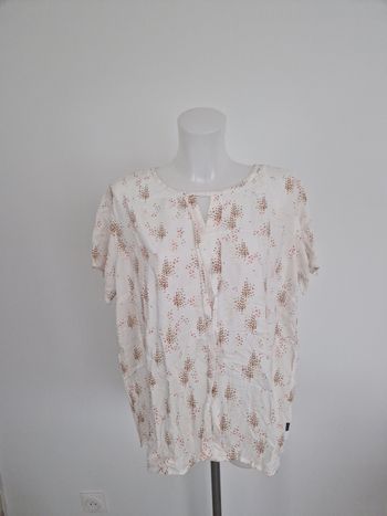 Haut blanc à motif coeurs envolés, Bermudes