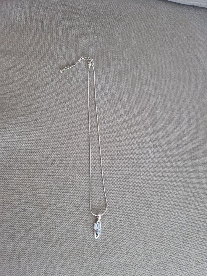 Collier argenté avec sa boîte - photo numéro 8