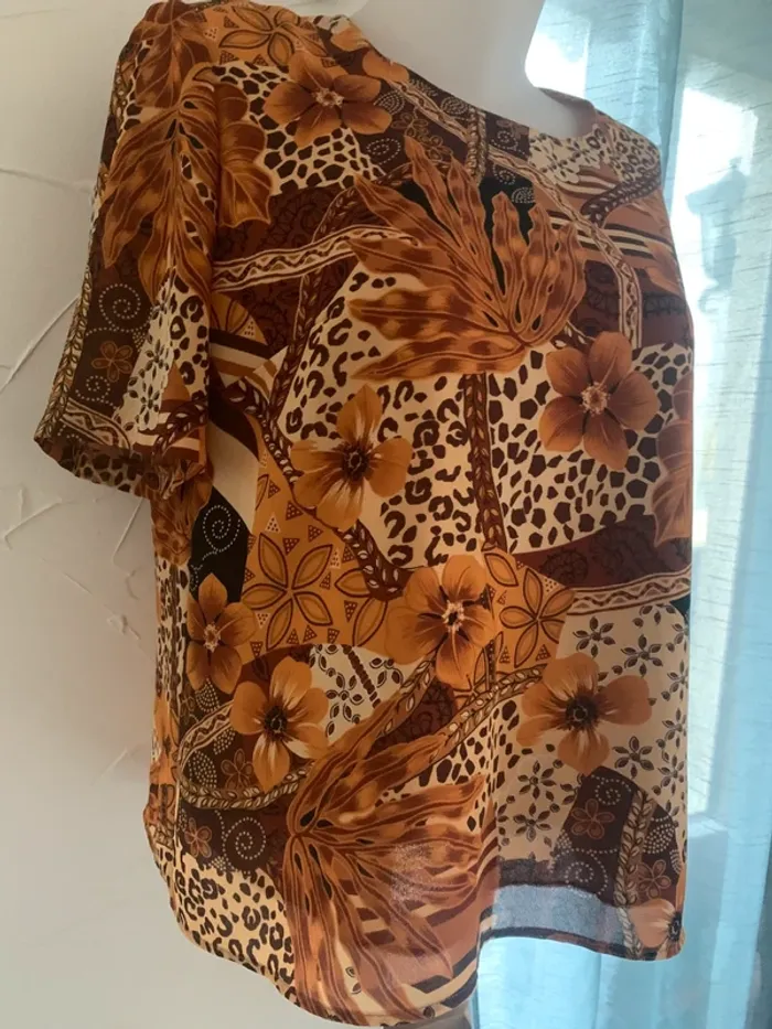 Blouse Françoise de France taille 44 manches courtes - photo numéro 4