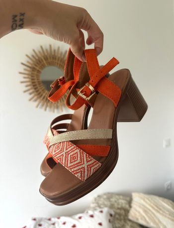 Sandales à talon à imprimé