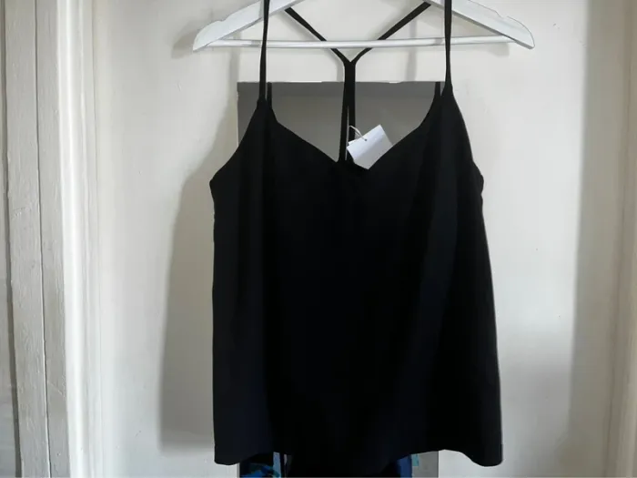 & Other Stories- Brassière ( avec top), taille L, noir , Neuf avec étiquette