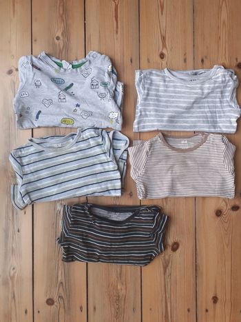 5 bodys H&M taille 92 TBE