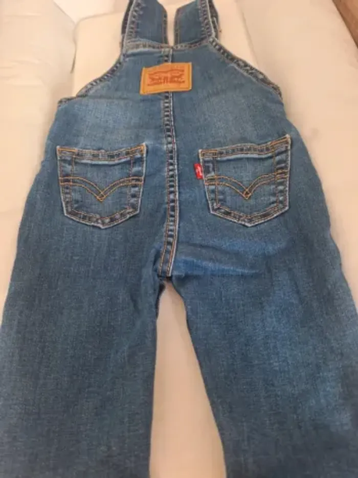 Salopette Levis, 6 mois - photo numéro 2