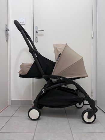Poussette YOYO avec packs 0+ et 6+ taupe