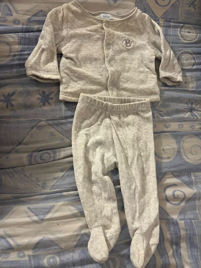 Ensemble pour bébé - photo numéro 3