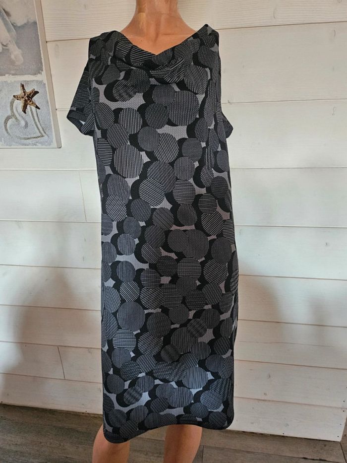 Robe graphique T38-40