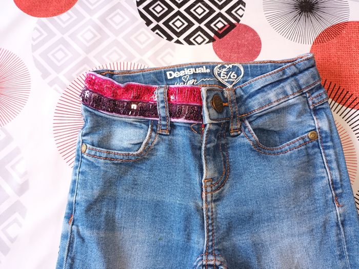Jeans Desigual taille 5 ans 👧 - photo numéro 3